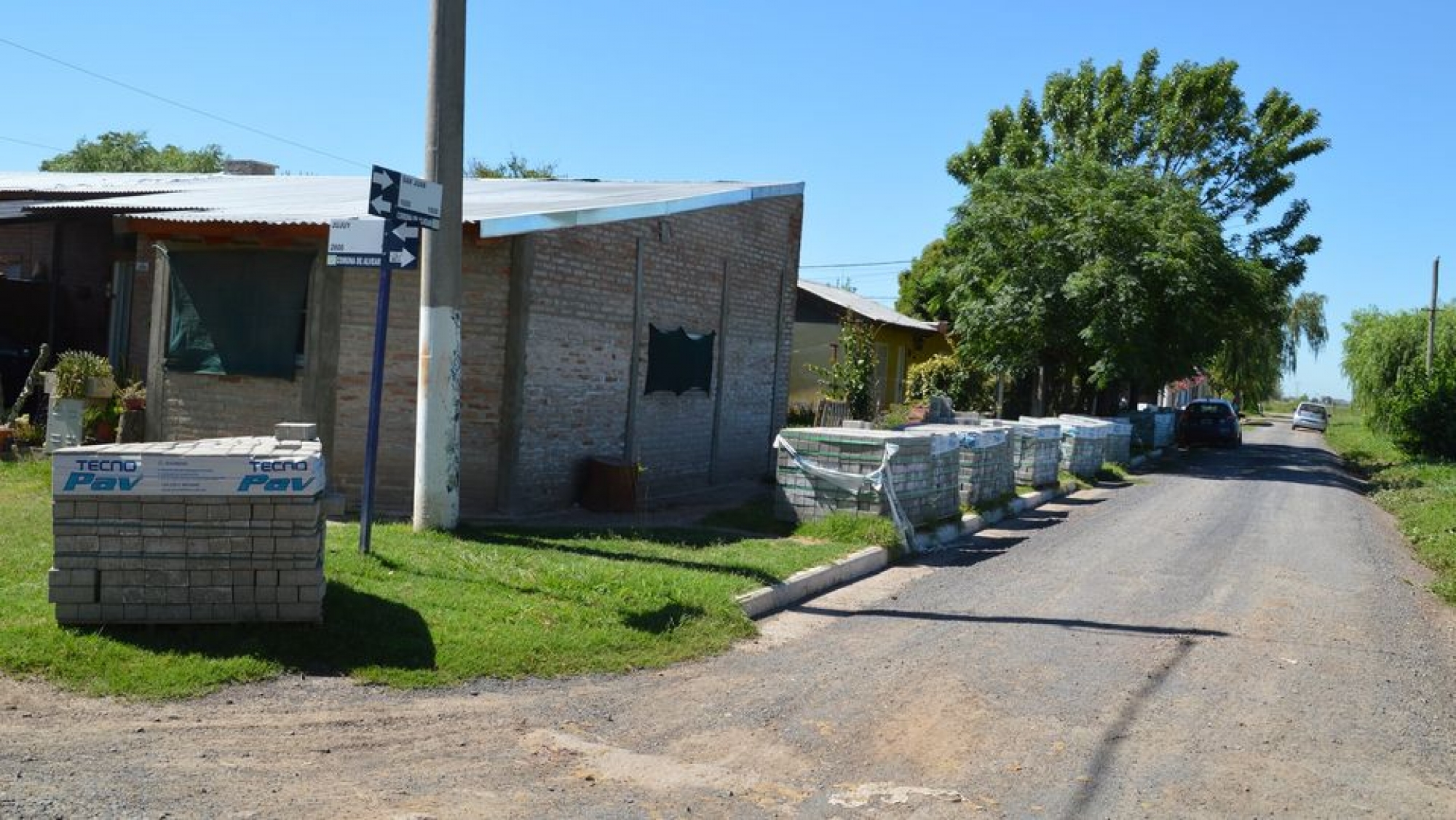 Licitación Pública 11/2021 (Materiales para  adoquinado en Barrio Ánfora)